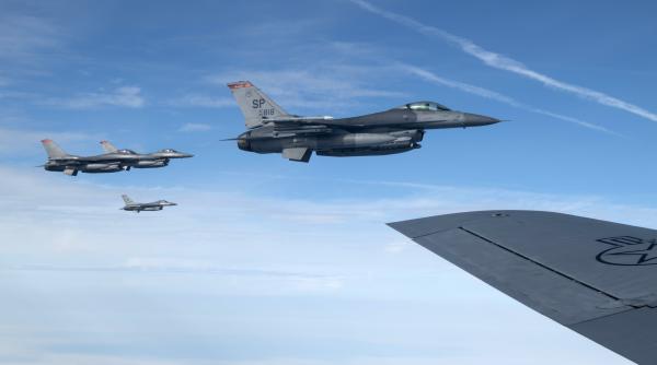 F-16 americane au aterizat în România. MApN a anunțat și numărul de avioane pe care SUA l-au dislocat la Borcea