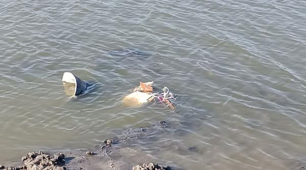 Mai multe resturi de rachetă găsite într-un lac din sud-estul Republicii Moldova (Foto/Video)