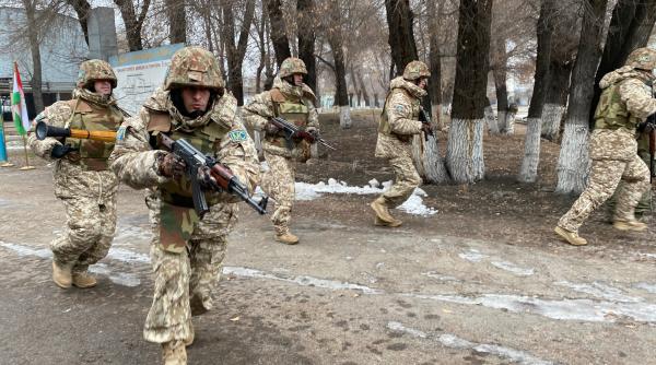 China nu ratează nicio oportunitate și își sporește prezența militară în Tadjikistan, în pofida influenței tradiționale a Rusiei în această țară 