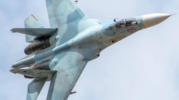 Încă o situație delicată în Marea Baltică: Un Su-27 rusesc a interceptat două bombardiere strategice americane B-1B