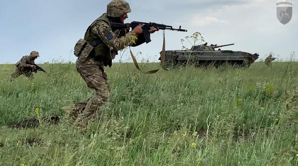 Militarii ucraineni au securizat capete de pod peste Nipru