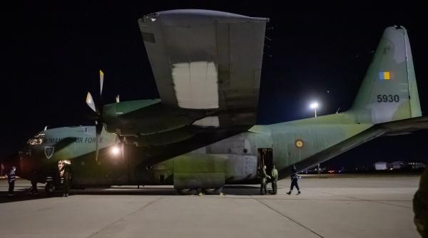 UPDATE. Aeronava C-130 Hercules a avut nevoie de reparații. Românii evacuaţi din Gaza au ajuns pe Otopeni duminică dimineaţă