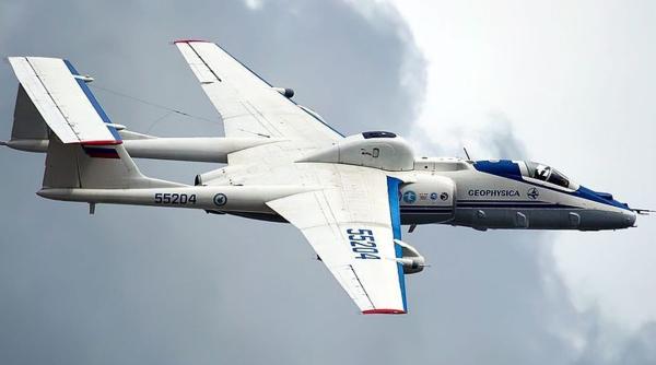 Echivalentul sovietic al avionului de spionaj american U2, avionul Miassishchev M-55 ar putea fi repus în funcţie şi trimis în Ucraina
