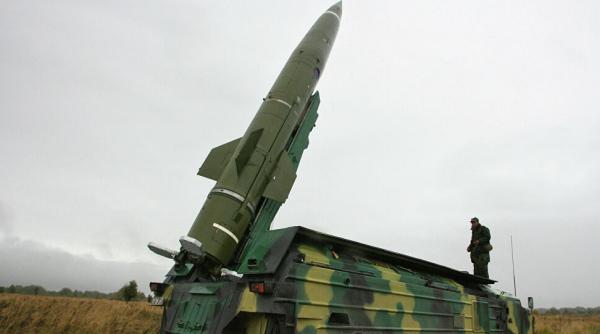 După ce a început să primească arme din Occident, Armenia va livra Ucrainei tehnică militară de producție sovietică