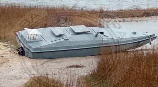 O dronă marină kamikaze ucraineană MAGURA a fost descoperită pe coasta Peninsulei Crimeea (Foto)