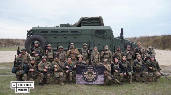 O fundaţie din Ucraina strânge bani pentru a echipa și antrena 25 de echipe de lunetiști (Video)