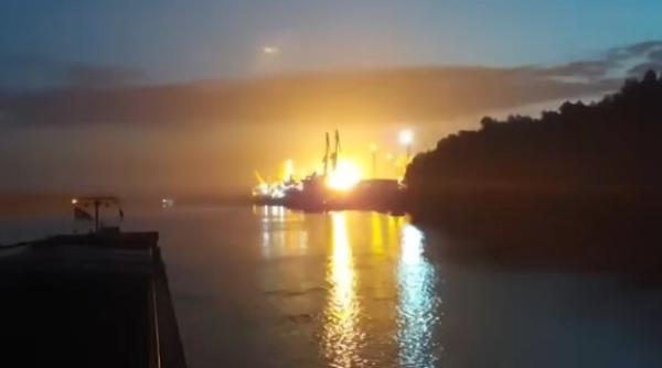 După o pauză prelungită, rușii au lovit din nou porturile ucrainene de la Dunăre. Mai multe explozii au fost semnalate la Izmail și Reni