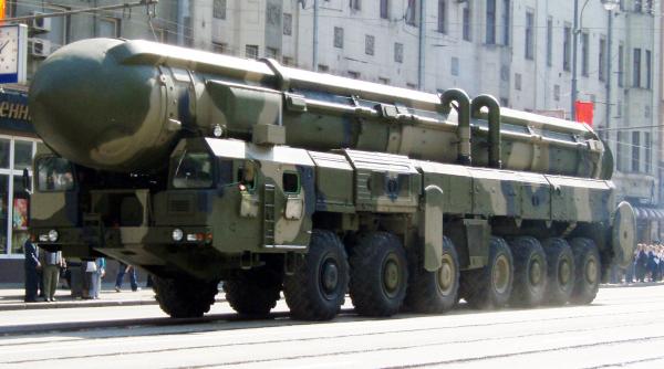 Rusia a renunțat la rachetele balistice intercontinentale Topol din perioada sovietică, pe care le-a înlocuit cu versiunea modernizată Yars