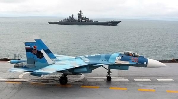 Rușii continuă bătălia pentru Arctica: A fost creat un corp de aviație mixtă care include și Su-33 și MiG-29K, de pe portavionul Amiral Kuznețov