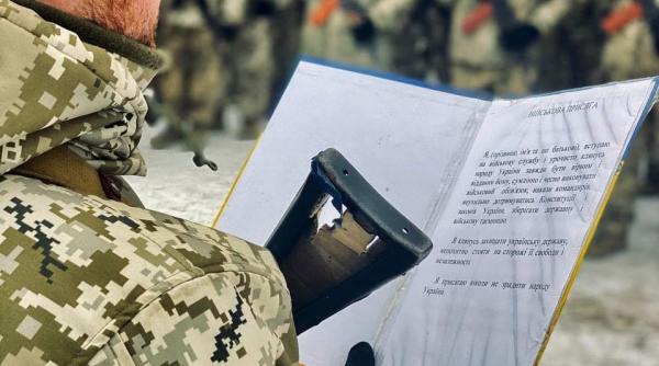 Plan pentru noul val de mobilizare. Ucraina intenționează să reducă vârsta de recrutare la 25 de ani și își propune să recruteze încă 500.000 de persoane