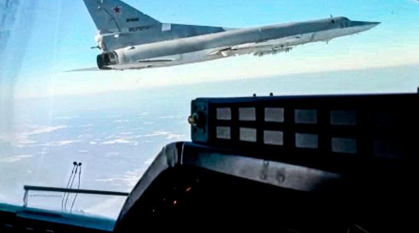 Georgia a doborât în 2008 un bombardier rusesc Tu-22M3, iar ucrainenii se întreabă dacă pot repeta incidentul: Ruşii nu mai sunt la fel de imprudenţi