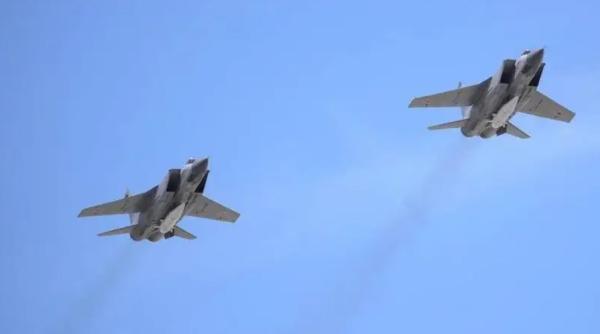 Rachetele rusești lovesc din nou Ucraina. Aviația strategică este în alertă în vestul și sud-vestul Rusiei