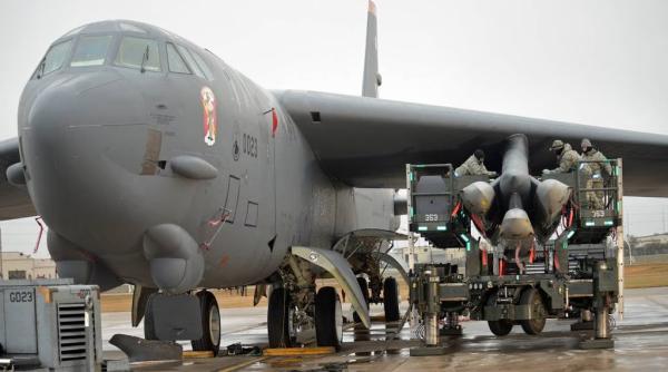 Cum s-a ajuns ca modernizarea bombardierelor americane B-52 să fie la un pas de eșec: Principala problemă, lipsa pieselor de schimb