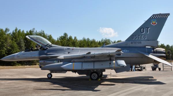 Ce tip de rachete cu rază lungă de acțiune, cuprinsă între 300-500 km, așteaptă Ucraina să primescă împreună cu avioanele F-16?
