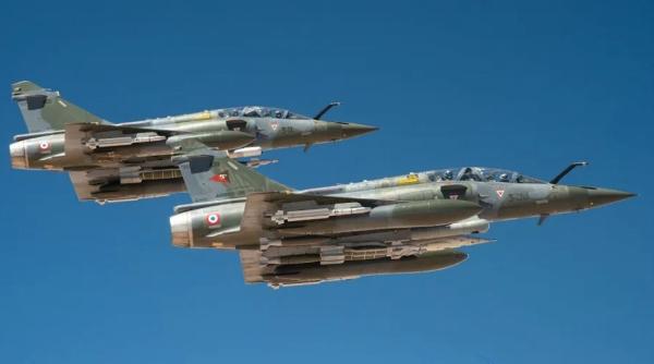 Avionul de vânătoare Mirage 2000D și avantajele utilizării sale pe front de către Forțele Aeriene Ucrainene