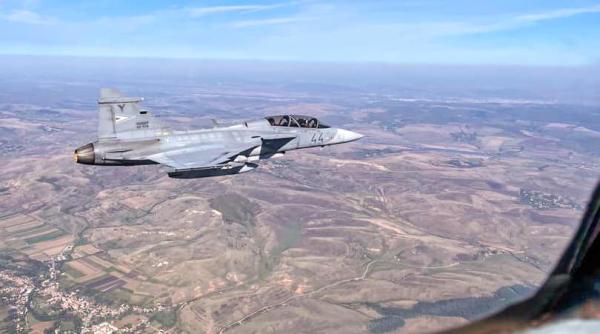 Biletul suedez către NATO, cea mai puternică alianță militară din istorie. Ungaria cumpără suplimentar 4 avioane Gripen suedeze