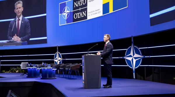 Zi istorică, Suedia e membră NATO după ce Ungaria a ratificat în cele din urmă aderarea cu o majoritate copleșitoare