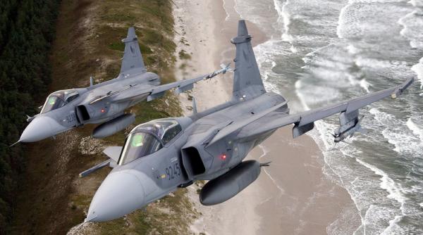 Cehii vor moderniza avioanele de vânătoare JAS-39 Gripen închiriate din Suedia. Acestea vor putea folosi arme destinate aeronavelor de tip F-35