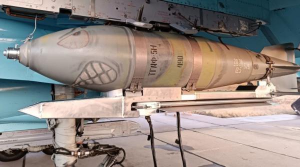 Forțele Aeriene Ucrainene au lovit un post de comandă al trupelor ruse, utilizând o bombă ghidată JDAM (Video)