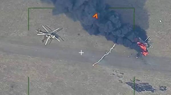 Elicoptere ucrainene Mi-8 distruse de ruși cu lovituri cu dispersie combinate (Video). Rusia „fură” tactica SUA și lovește în mai puțin de 3 minute ținta