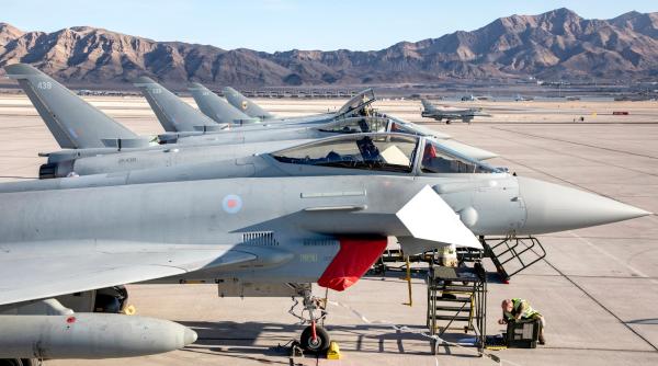 F-16 e o himeră iar Kaan un proiect de viitor. Turcia are nevoie urgent de avioane și a demarat negocierile pentru Eurofighter, dar are o problemă