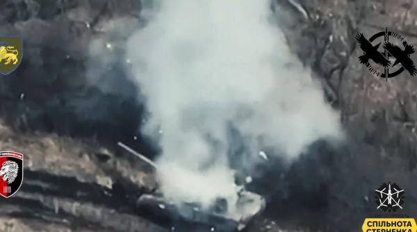 Ucraina scoate maximum din micile drone FPV, dar nici Rusia nu stă degeaba. (Video) O FPV „oarbă” spulberă un tanc rusesc, chiar și fără legătură video