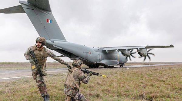 Franța nu va trimite militari să lupte în Ucraina. Tot ce trebuie să știi după ce în presă au apărut informații că Regimentul 126 Infanterie francez va fi dislocat în Ucraina