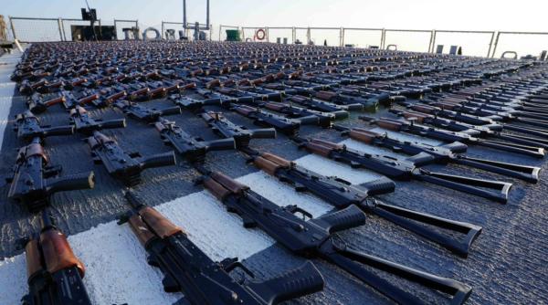 Armata SUA a predat Kievului un lot consistent de arme care provin din Iran. Armele au fost confiscate după inspecții ale navelor ce duceau mărfuri în Yemen 