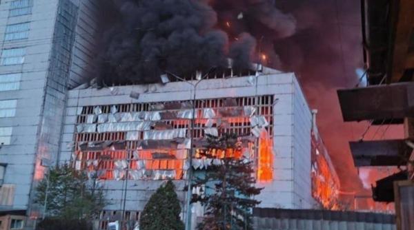 Rușii au lovit centrala termică Trypilska din regiunea Kiev, una dintre cele mai mari din Ucraina (Video)