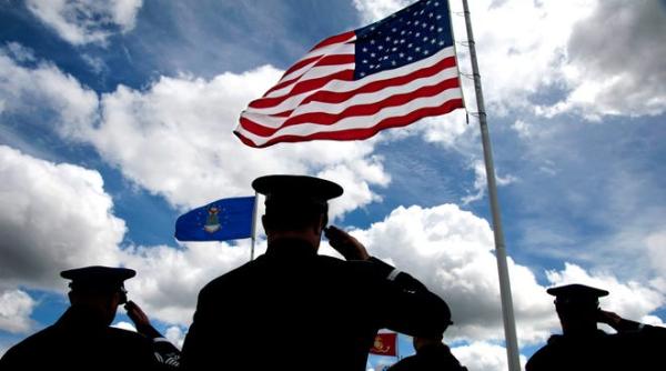 Șeful republican al Camerei Mike Johnson și-a schimbat poziția față de ajutorul pentru Ucraina după ce a văzut informațiile prezentate de CIA privind intențiile Rusiei în Europa