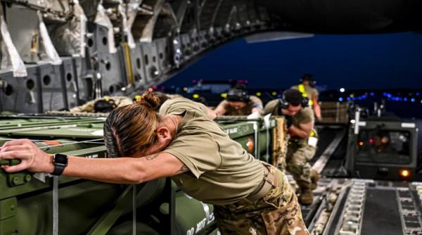 Un nou pachet militar SUA pentru Kiev va fi anunțat în curând. Fostul adjunct al lui Blinken: Ucrainei ar trebui să i se permită să lovească ținte militare de pe teritoriul Rusiei