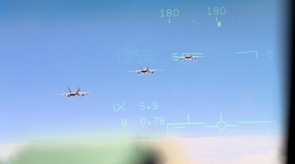 Aeronave F-18 Hornet ale Forțelor Aeriene Finlandeze au aterizat la Mihail Kogălniceanu (Foto): Este prima misiune de tip Air Shielding pentru finlandezi