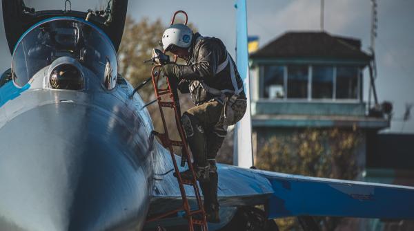 Un pilot ucrainean de Su-27 povestește detalii ale războiul cu aviația militară rusă, inclusiv bătălii aeriene și explică eșecul aerian al Rusiei