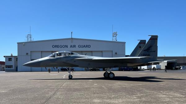 Legendarul F-15 ține pasul cu vremurile. Primul avion operațional F-15EX a fost livrat Aviației americane