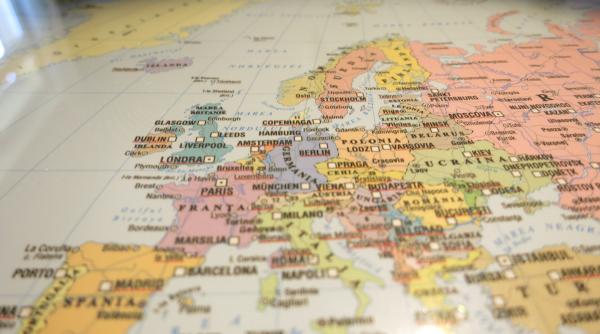 O grămadă de partide pro-ruse în parlamentul UE. A sosit prima reacție a Moscovei: ”Dreapta europeană vine tare din urmă”