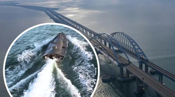 De frica dronelor maritime ucrainene, rușii au amplasat o barieră de barje în fața Podului Crimeea peste Strâmtoarea Kerci