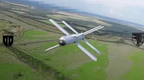 Războiul dronelor pe frontul din Ucraina este în plină desfăşurare (Foto/Video): Ucrainenii au reuşit să doborâre un UAV Lancet cu o dronă FPV