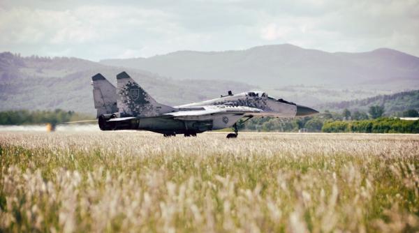Flota de MiG-29 și un S-300 donate Ucrainei, considerate „trădare”: Guvernul slovac îl acuză pe fostul ministru al Apărării de trădare