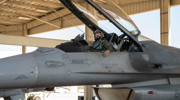 Un pilot USAF explică de ce va mai dura un an și jumătate până când Ucraina va avea o escadrilă F-16 complet operațională