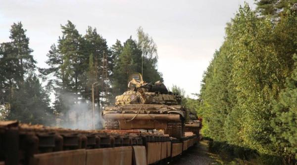 Republica Belarus a început să transfere tancuri la granița cu Ucraina (Foto/Video). Cu o zi înainte, în zonă au fost aduse sisteme de rachete sol-sol și sol-aer