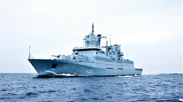 Două nave de război germane, inclusiv fregata Baden-Wuerttemberg, așteaptă ordin să traverseze Strâmtoarea Taiwan. O premieră din 2002 încoace