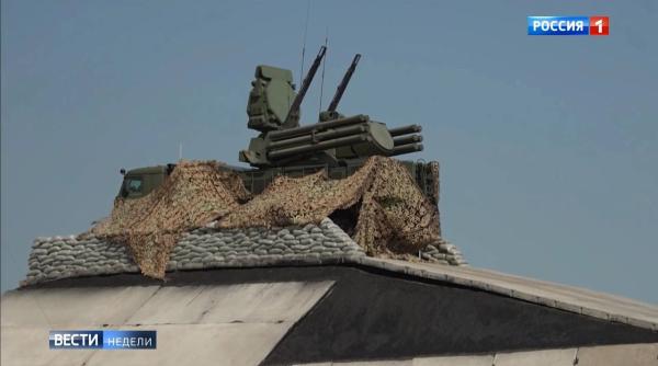 Armata rusă a amplasat la înălțime sisteme Pantsir, folosind turnuri metalice. Ideea nu este nouă, a mai fost folosită de naziști