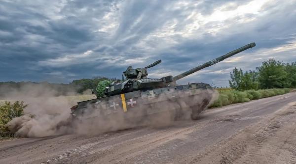 Mândria industriei ucrainene de apărare: Tancul T-84 Oplot își face debutul în apărarea regiunii Harkov (Foto)