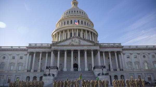 Competiția pentru Casa Albă pune în alertă și Pentagonul: Armata americană va ajuta la protecţia candidaţilor la prezidenţiale