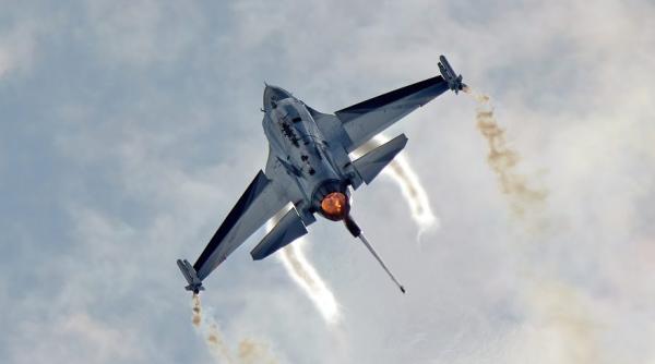 Este posibil ca F-16 să nu fi fost doborât în urma unei erori a militarilor ucraineni: Vor fi sau nu afectate viitoarele livrări de aeronave?