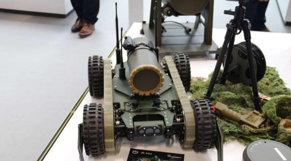 Evidențiind progresul strategiei sale privind utilizarea dronelor, Polonia prezintă robotul kamikaze ARES: Forțele Armate Poloneze trebuie să facă față provocărilor războiului modern