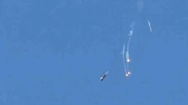 Israel, ce demonstrație de forță: Aviația militară zboară deasupra Beirutului și lansează flares în timpul discursului liderului Hezbollah (Video). IDF are planul de luptă în Liban aprobat