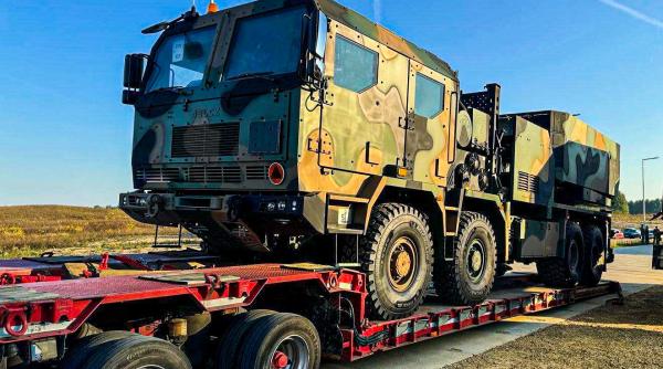 Flancul estic al NATO este de azi mai puternic: Polonia primește mai multe sisteme de rachete cu lansare multiplă Homar-K