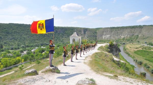 Moldova scapă de primul asalt al războiului hibrid rus. Două motive pentru care un referendum eșuat era vital pentru Moscova