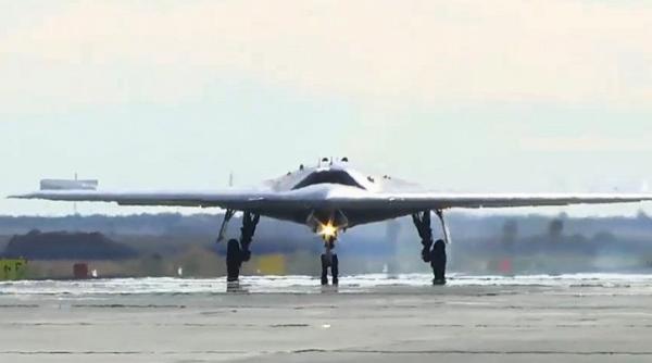 Nicio surpriză, nu? Ucraina a analizat drona rusească S-70, doborâtă intenționat de un Su-57, iar ea conține componente occidentale